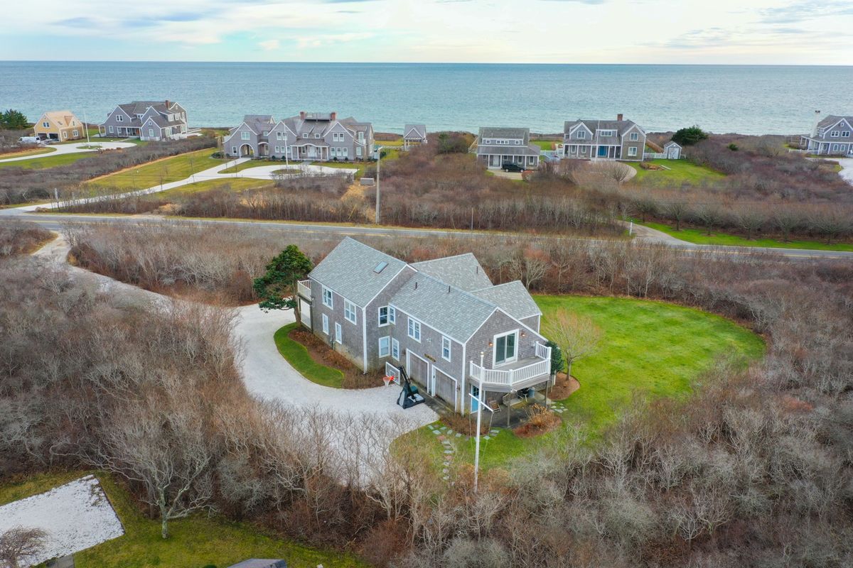 Tom Nevers- 97 Tom Nevers Road Image