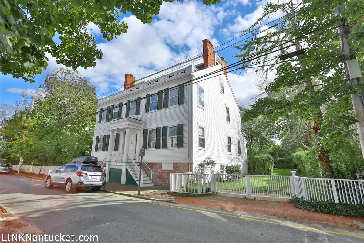 Town- 28 India Street Image