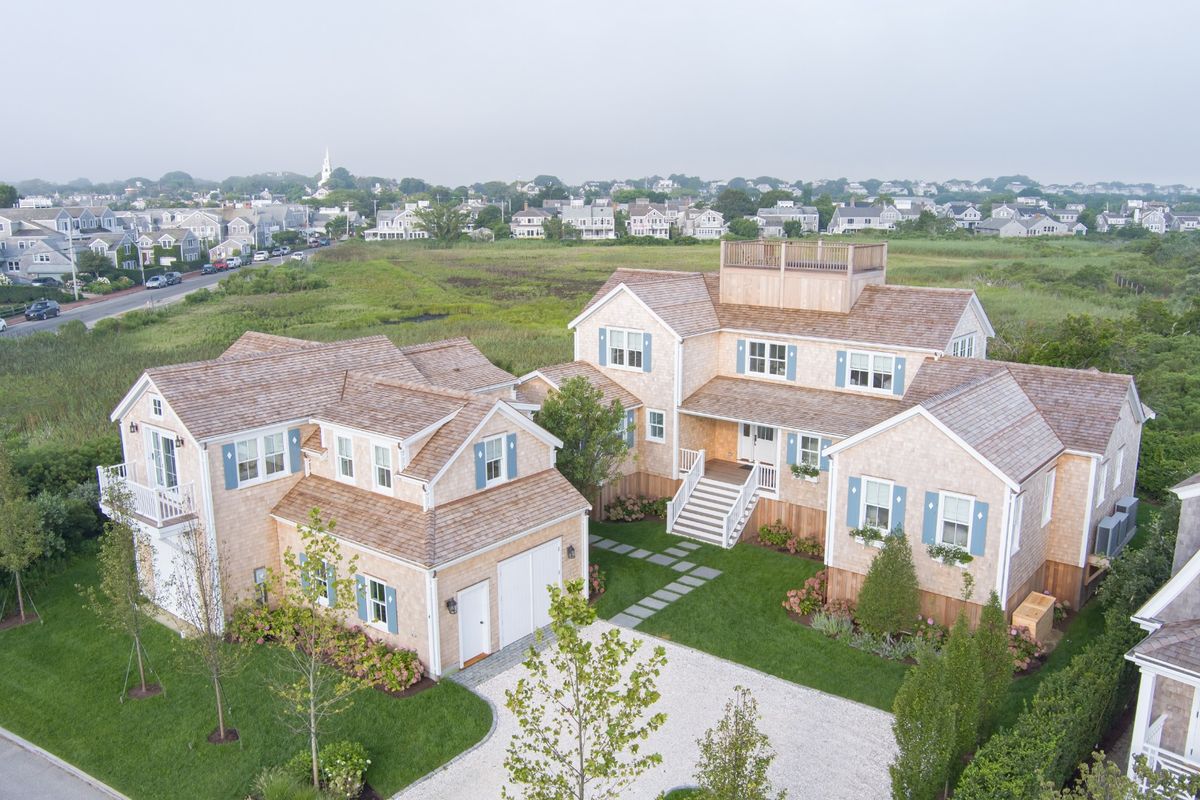 Brant Point- 4 Hulbert Avenue placeholder