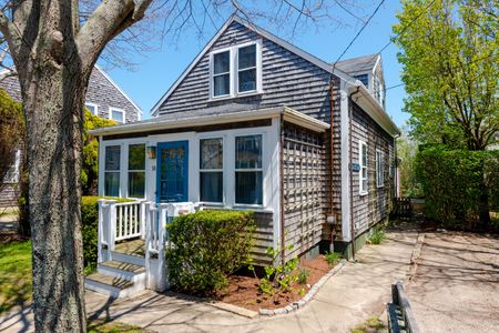 Town- 18A Atlantic Avenue Image