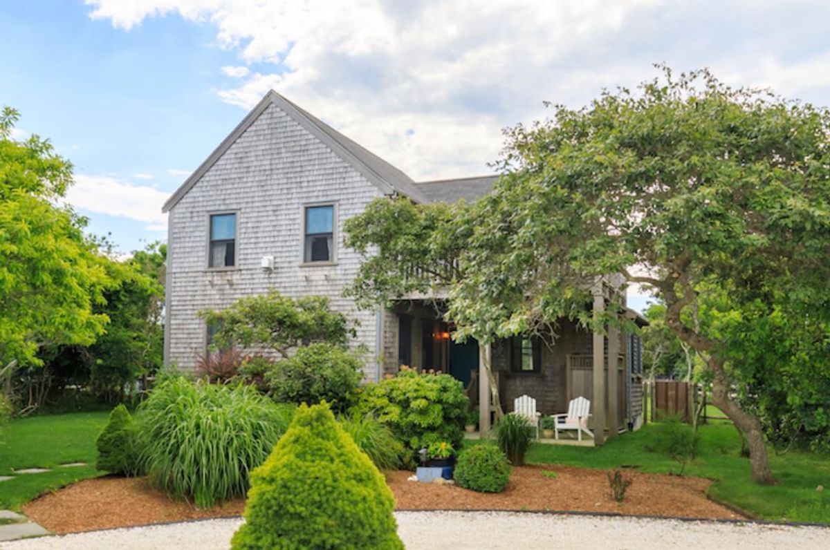 Tom Nevers- 24 Clarendon Street Image