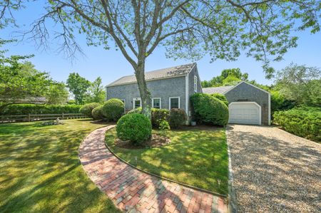 Hummock Pond- 10 Meadow View Drive Image