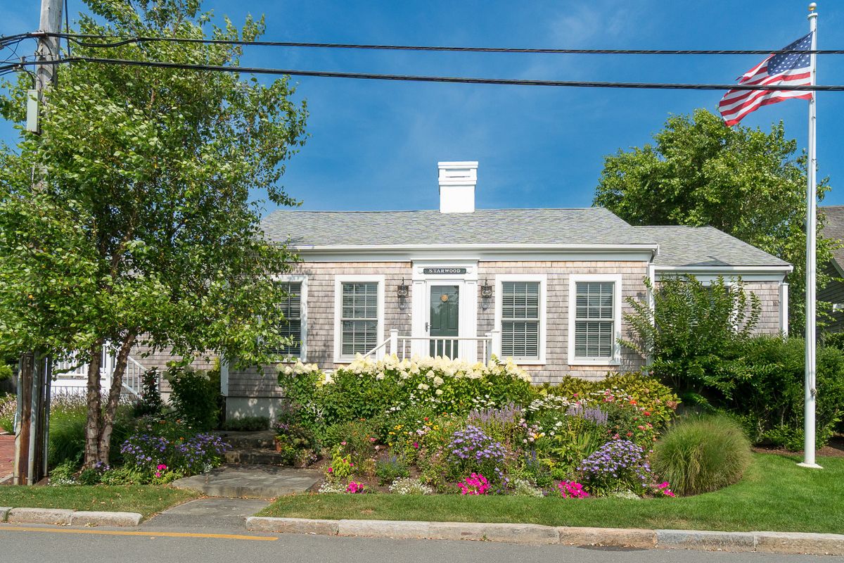 Brant Point- 27 Walsh Street placeholder