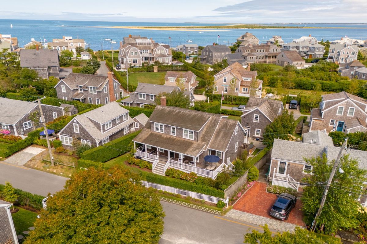 Brant Point- 29 Walsh Street placeholder