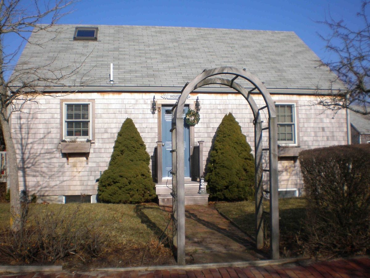 Nashaquisset- 3 Washaman Avenue placeholder