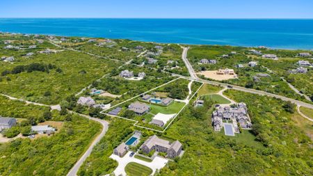 Dionis- 30 Eel Point Road Image