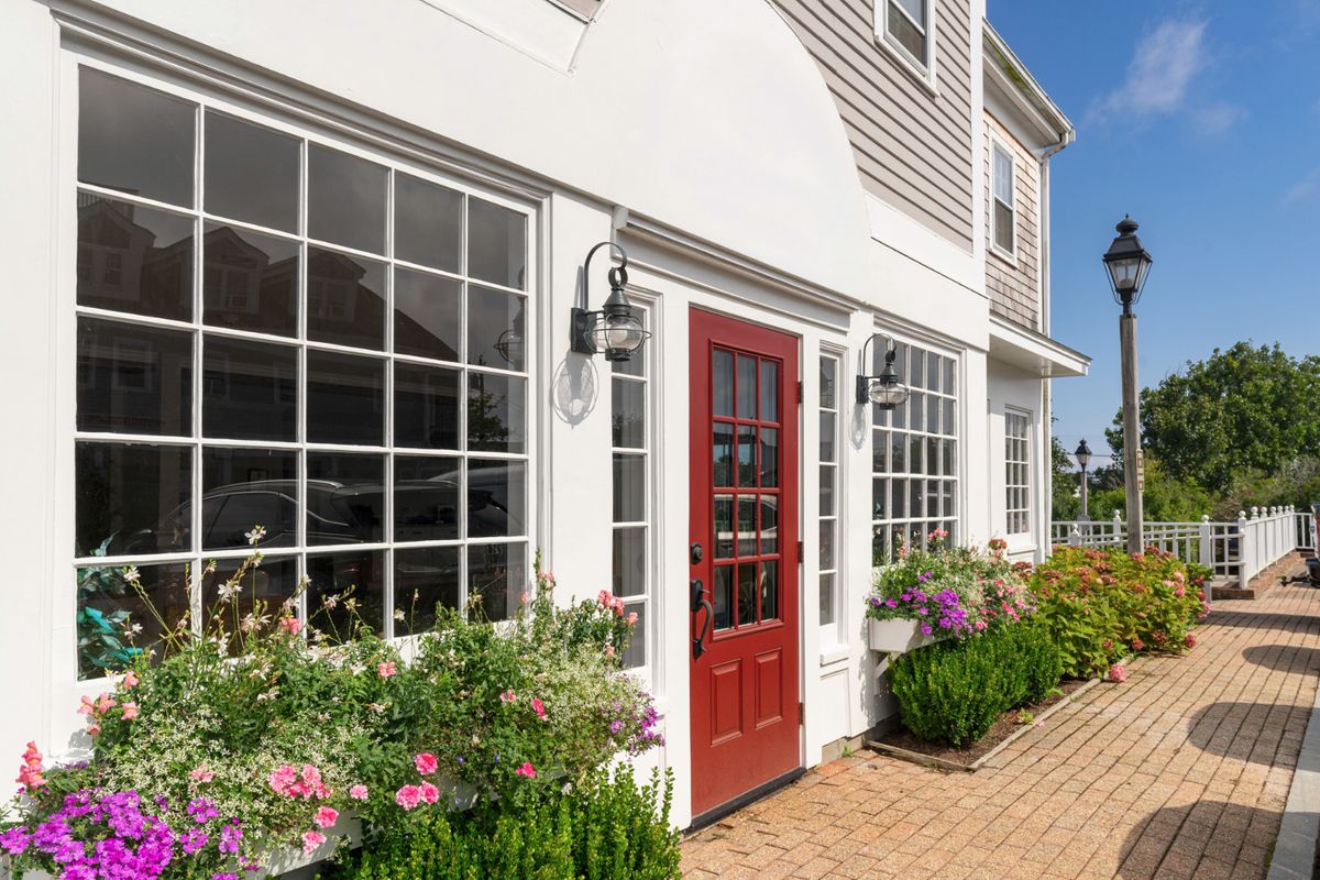Mid Island- 7A Bayberry Court placeholder
