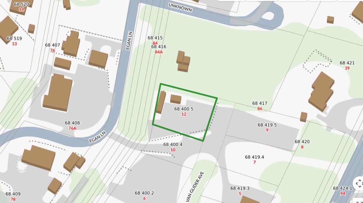 Mid Island- 12 Van Gilder Avenue placeholder