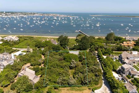 Monomoy- 61 Monomoy Road Image