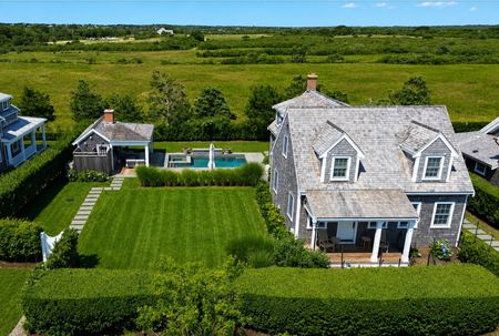 Sconset- 6 & 8 Hydrangea Lane Image