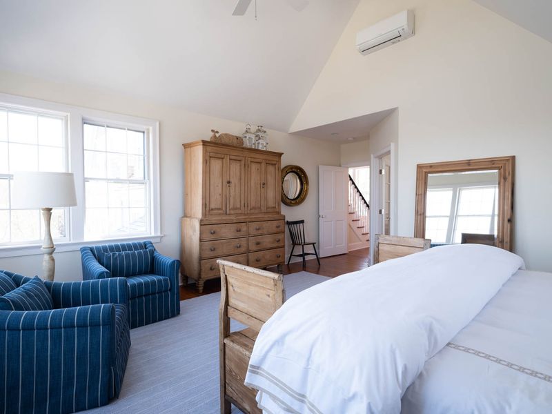 Rental Image 24