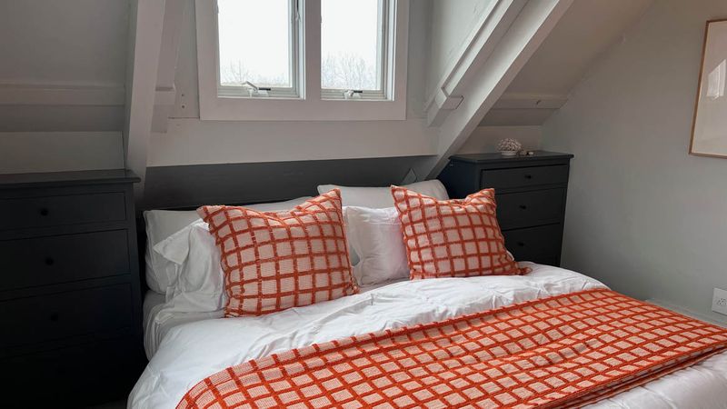 Rental Image 10