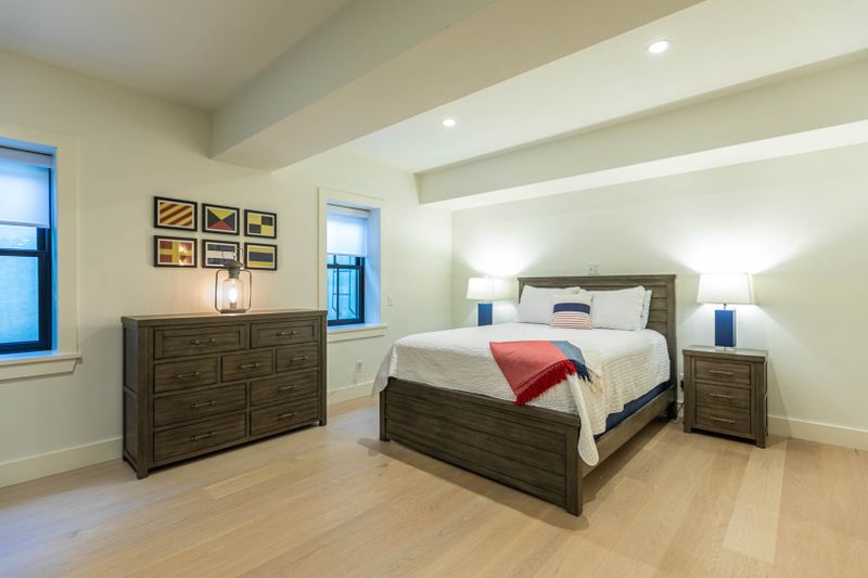 Rental Image 18