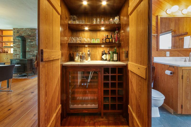 Rental Image 11