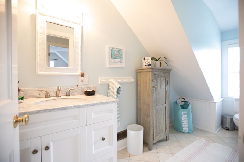 Rental Image 10