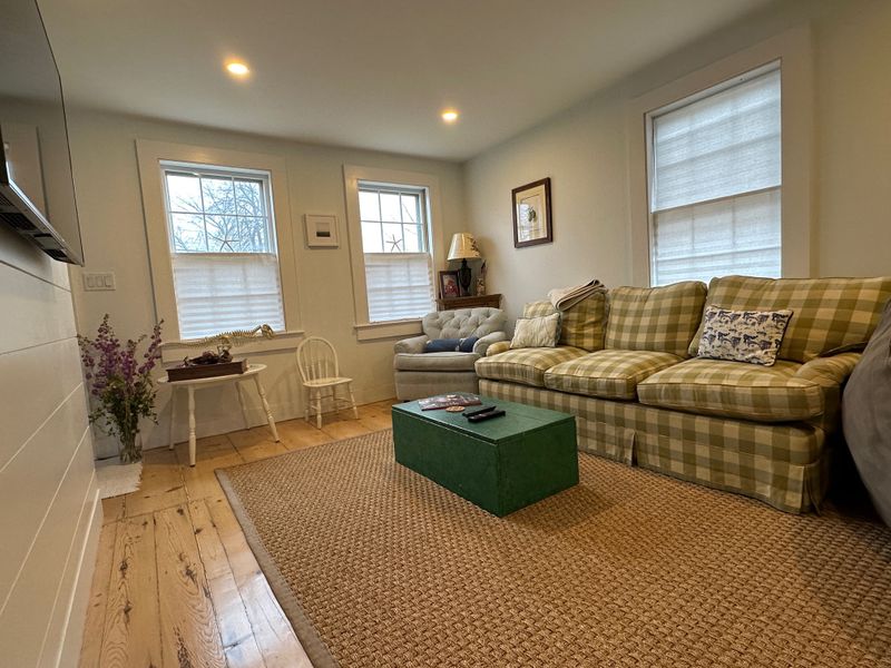 Rental Image 9