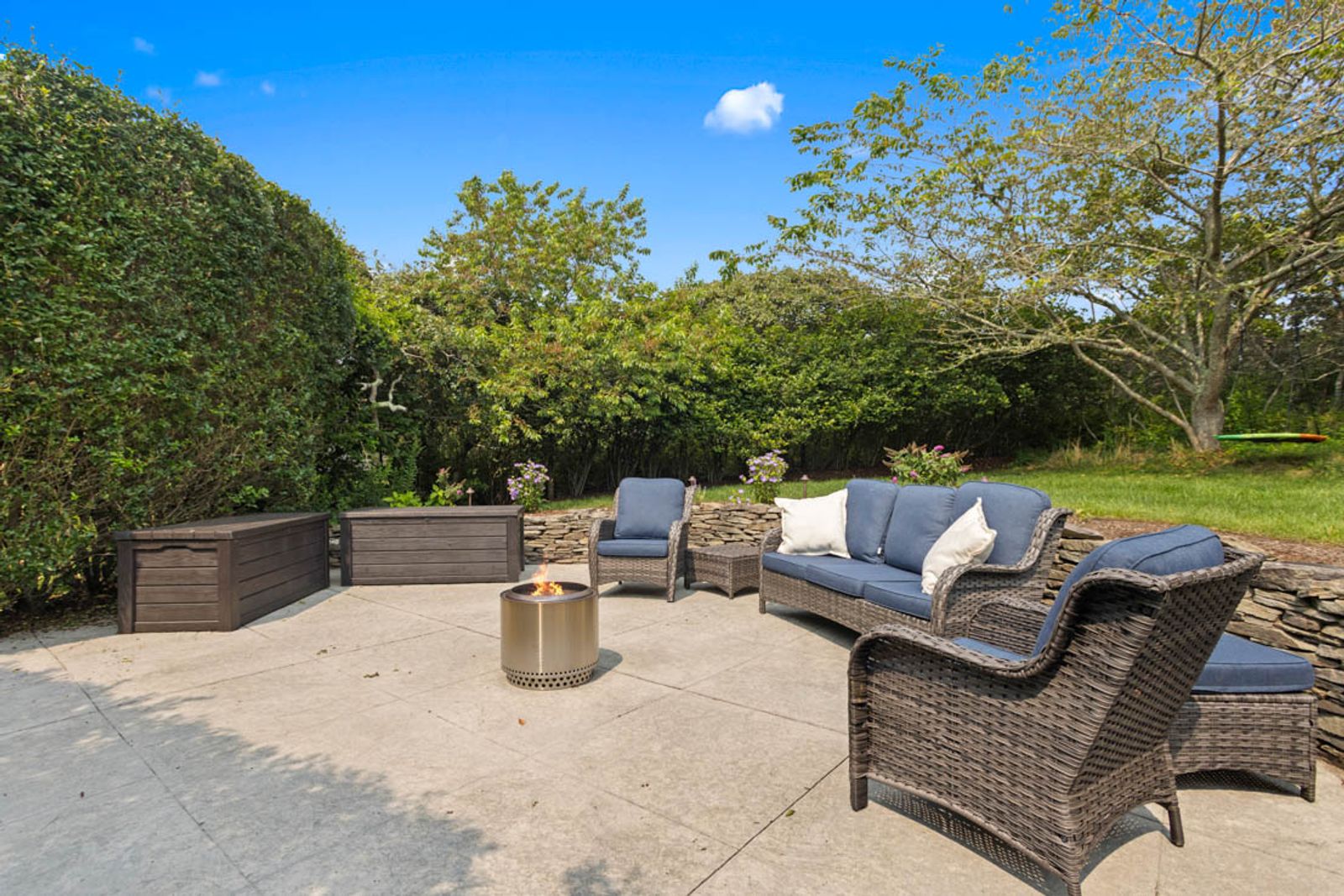 8 Heath Lane - Fisher Real Estate Nantucket