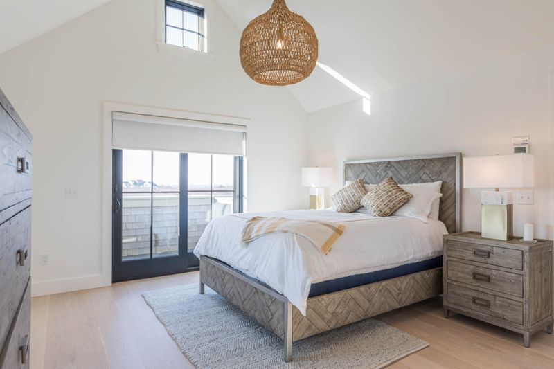 Rental Image 16