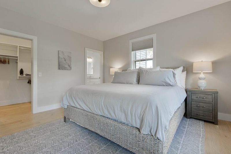 Rental Image 14