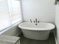 Rental Image 16