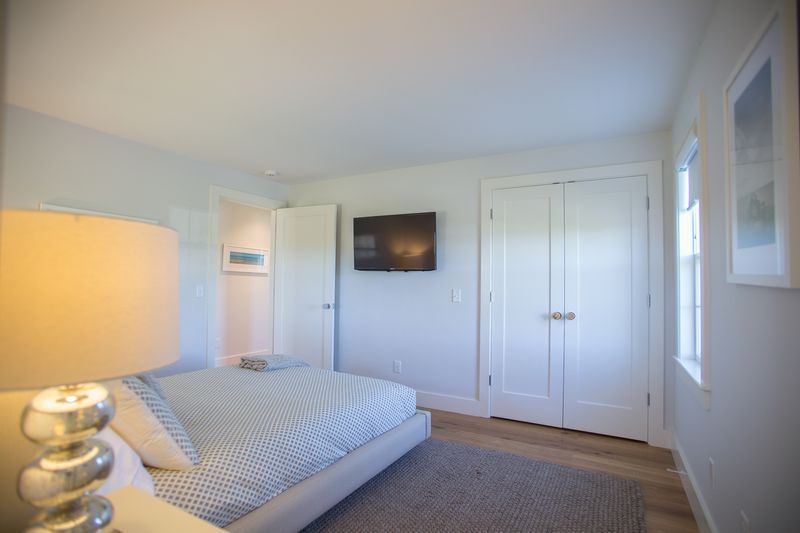 Rental Image 6