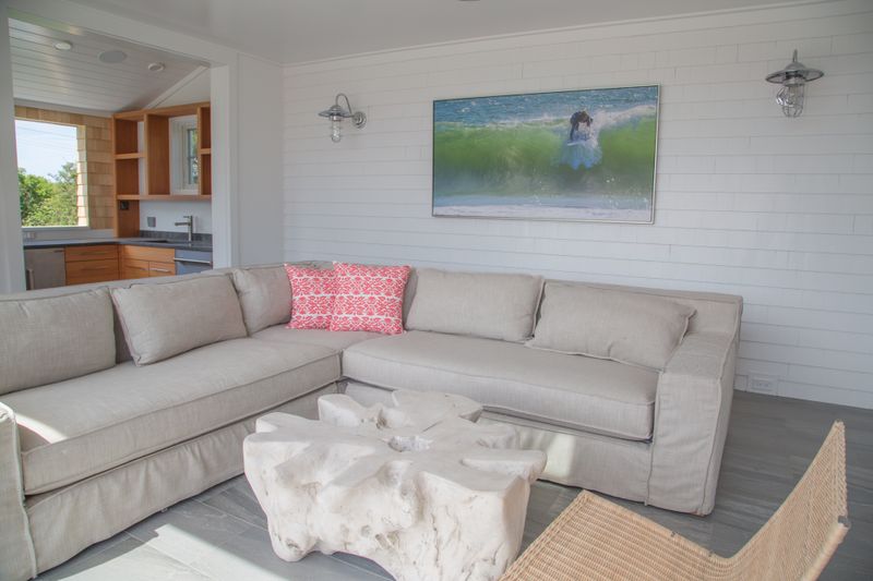 Rental Image 24