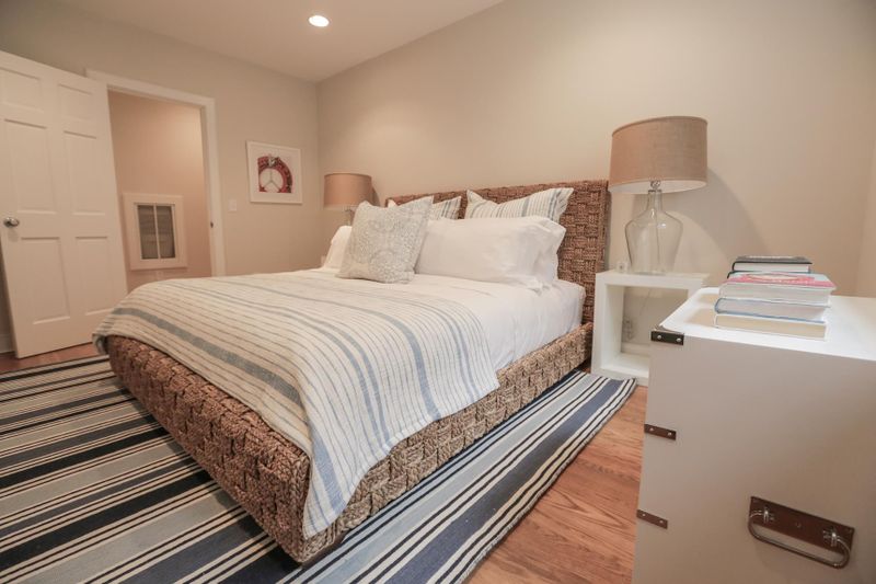 Rental Image 14