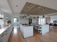 Rental Image 6