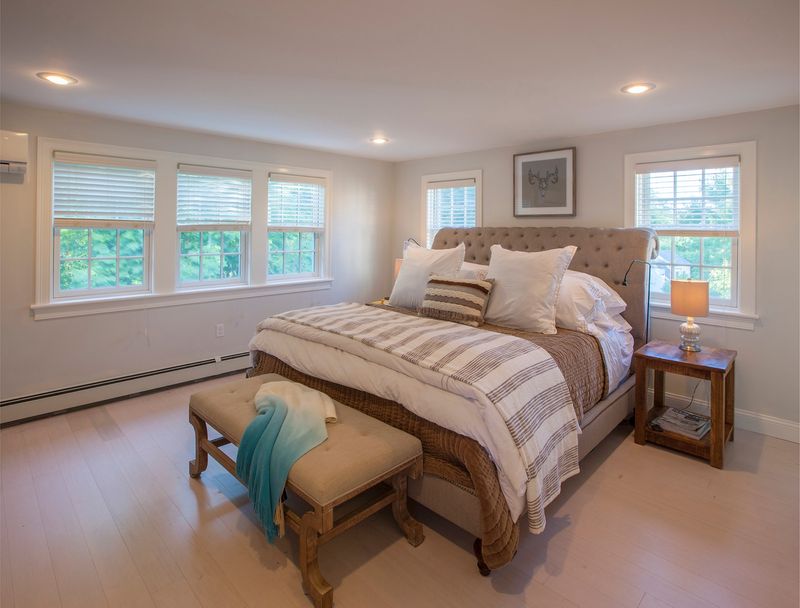 Rental Image 9