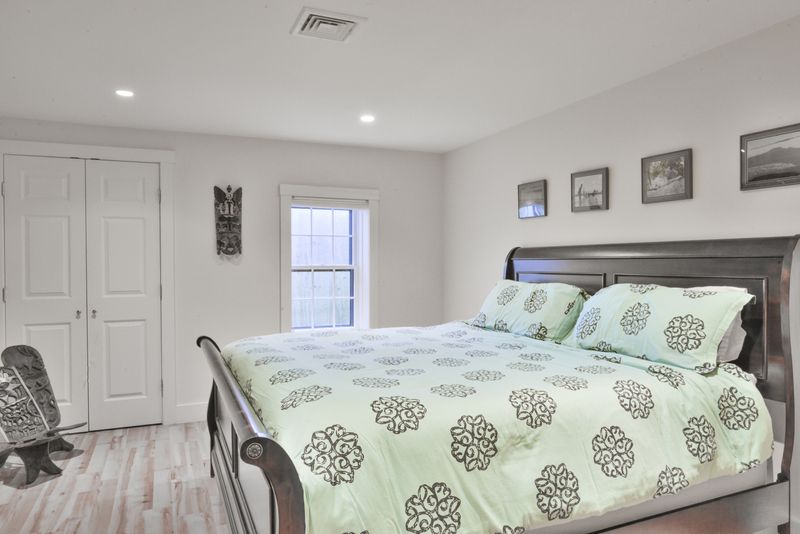 Rental Image 14