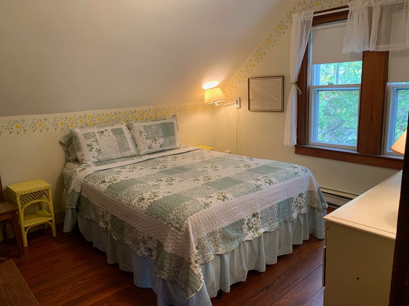 Rental Image 16