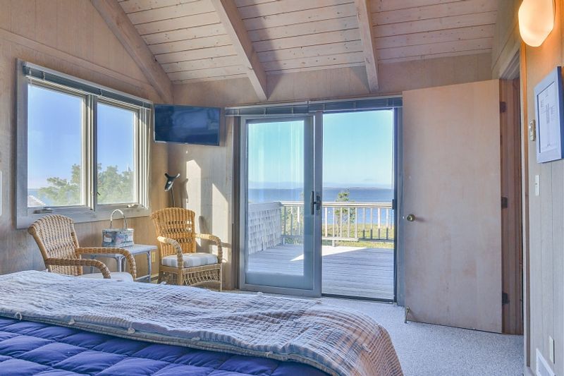 Rental Image 9