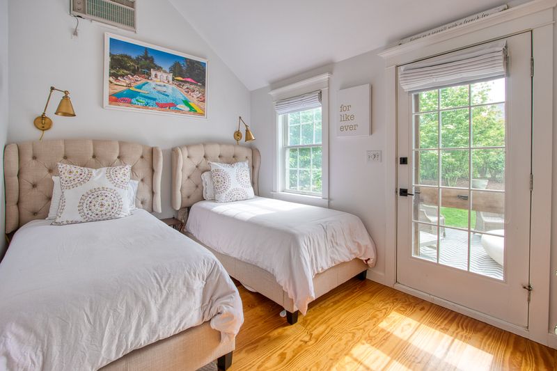 Rental Image 12