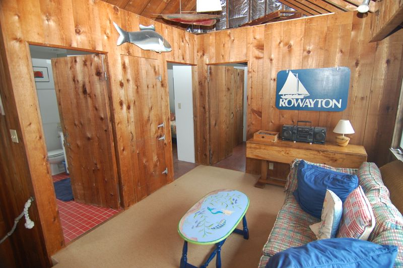 Rental Image 8