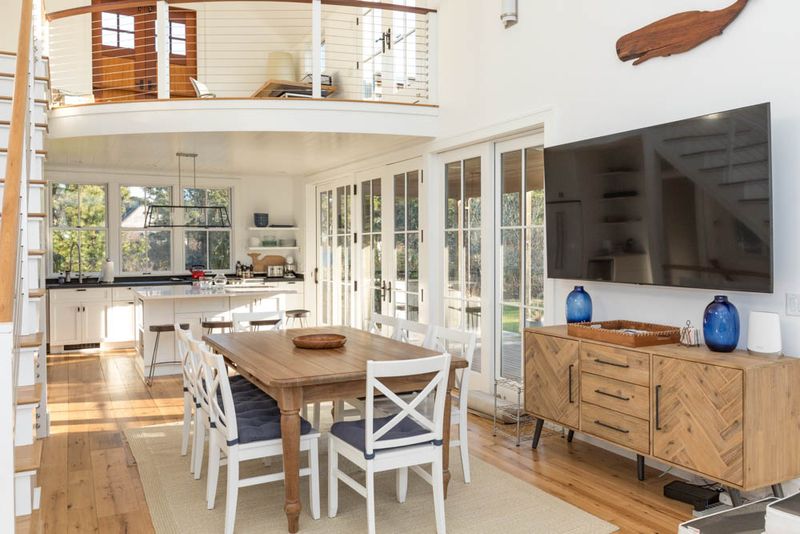 Rental Image 8