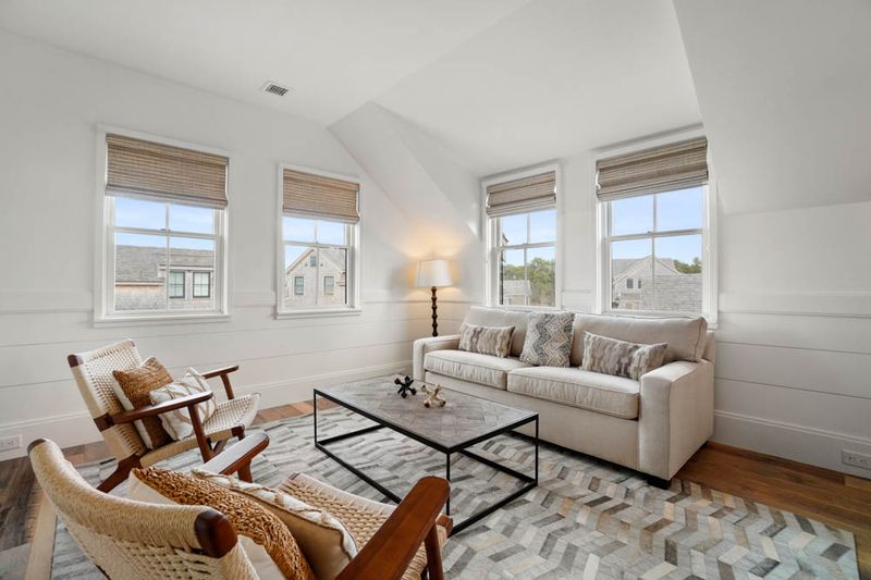 Rental Image 11
