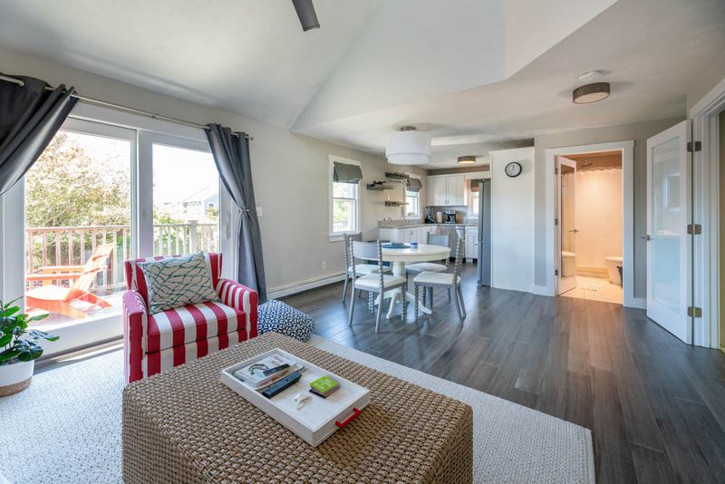 Rental Image 12