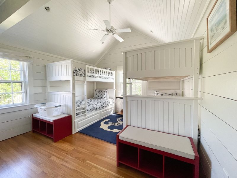 Rental Image 13