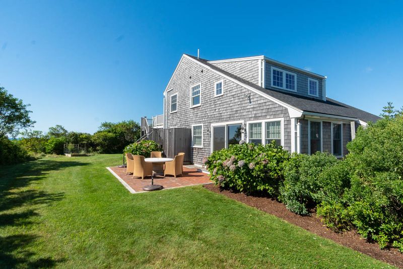 16 Starbuck Rd Fisher Real Estate Nantucket