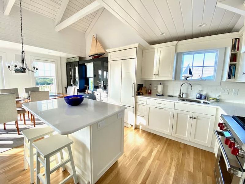 Rental Image 6