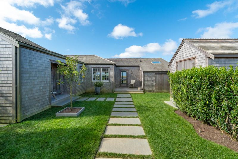 Rental Image 3