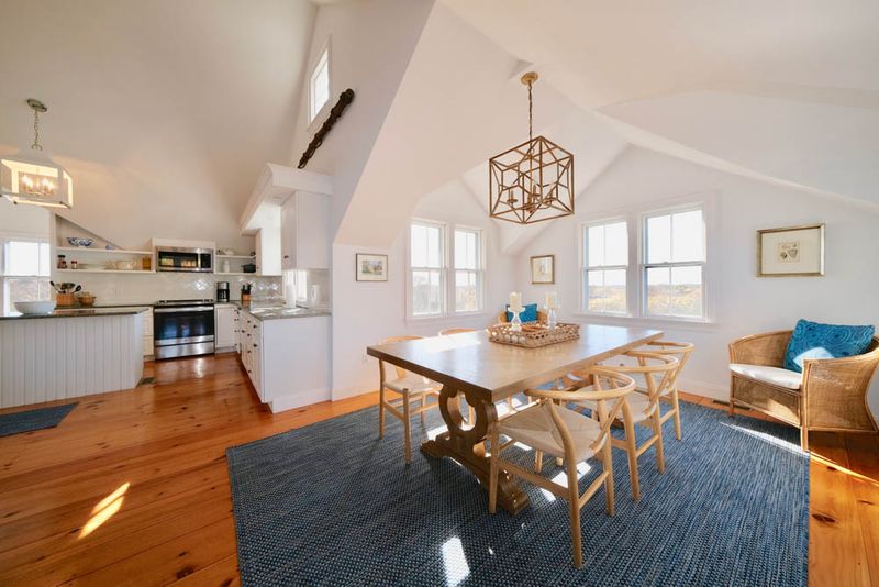 Rental Image 12