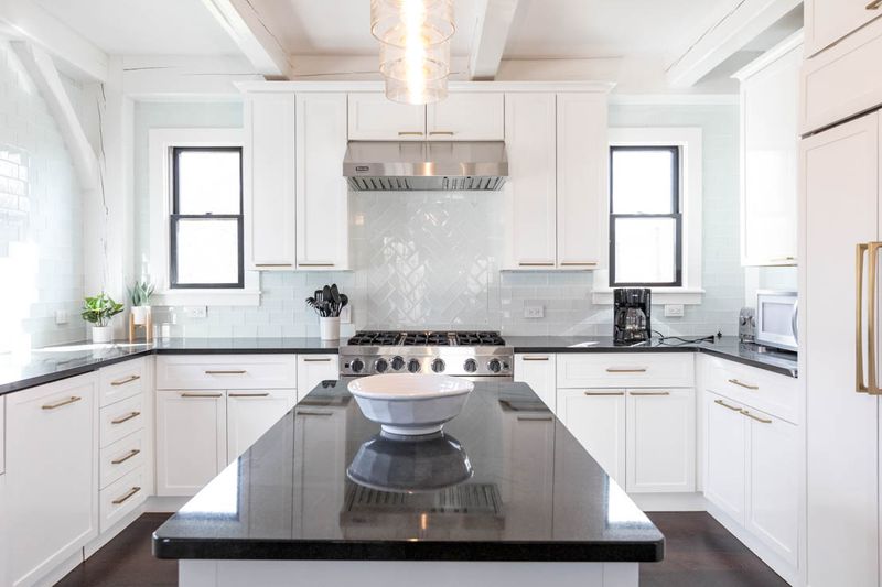 Rental Image 8