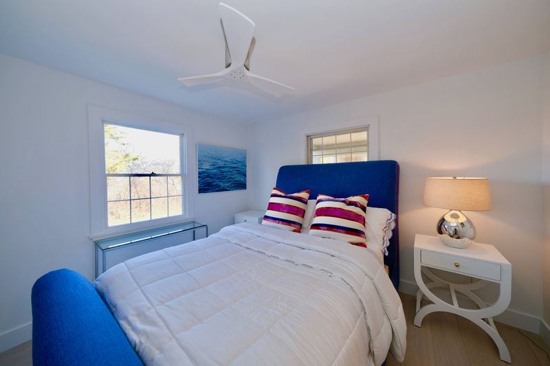 Rental Image 16
