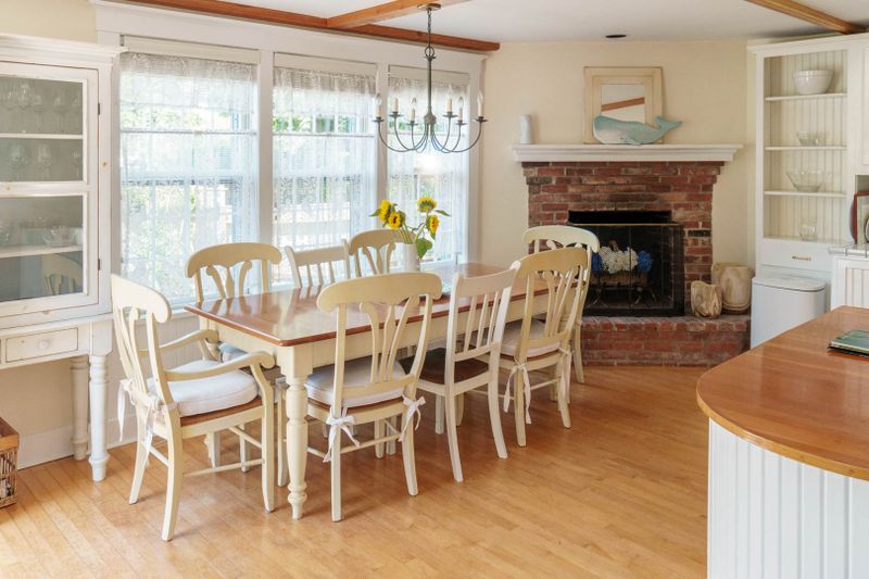 Rental Image 8
