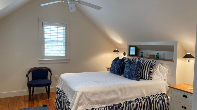 Rental Image 16