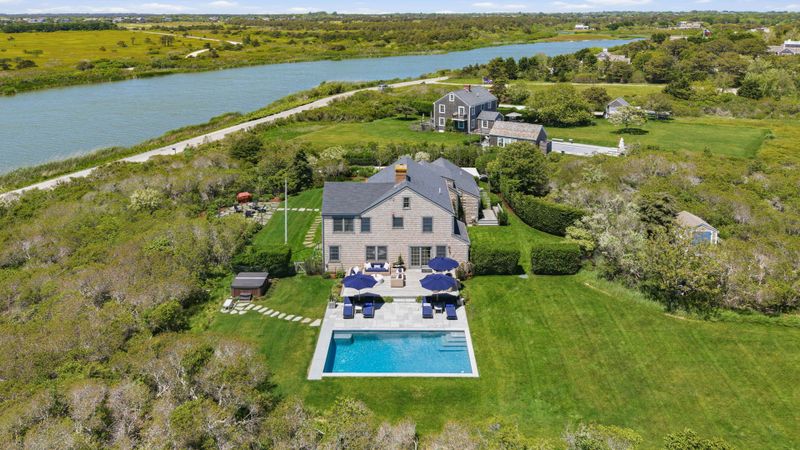142 Miacomet Rd Image