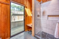 Rental Image 14