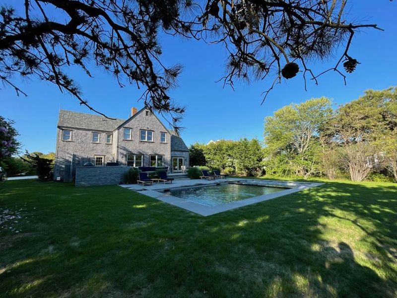 Rental Image 24