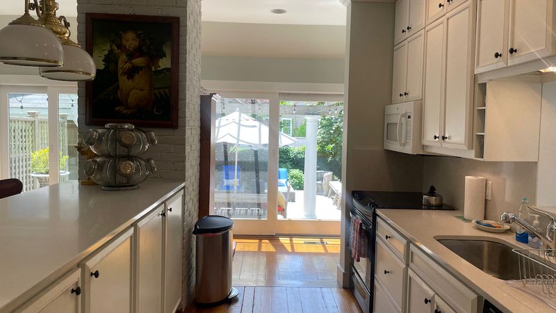 Rental Image 8
